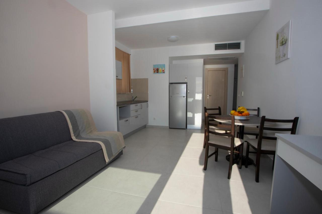 Apartments Medvidovic Baška Voda Extérieur photo